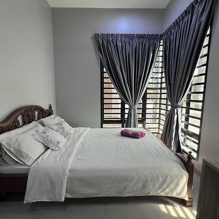 Nurbayu Chalet, Kemaman Kuantan Ngoại thất bức ảnh