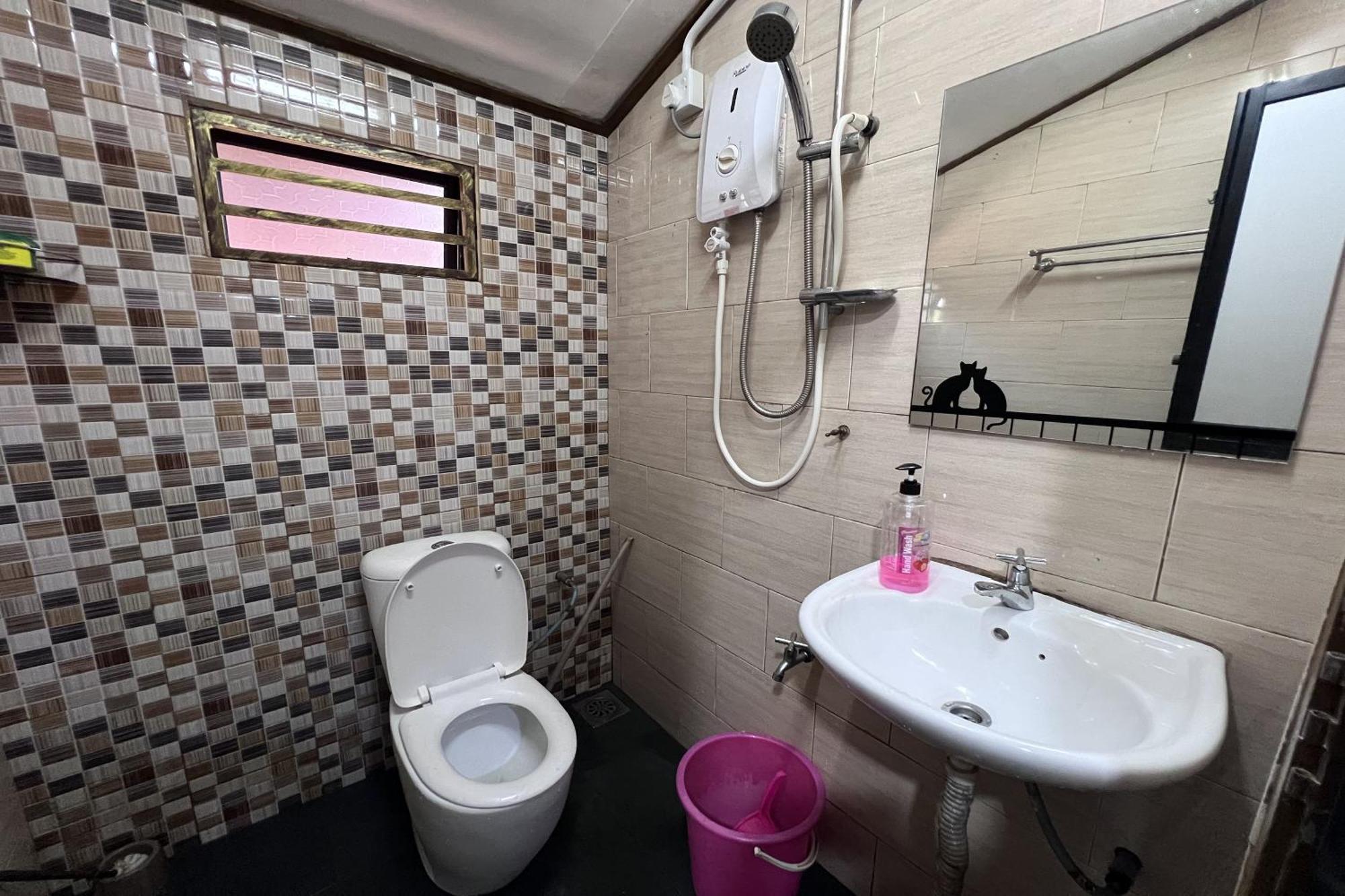 Nurbayu Chalet, Kemaman Kuantan Ngoại thất bức ảnh