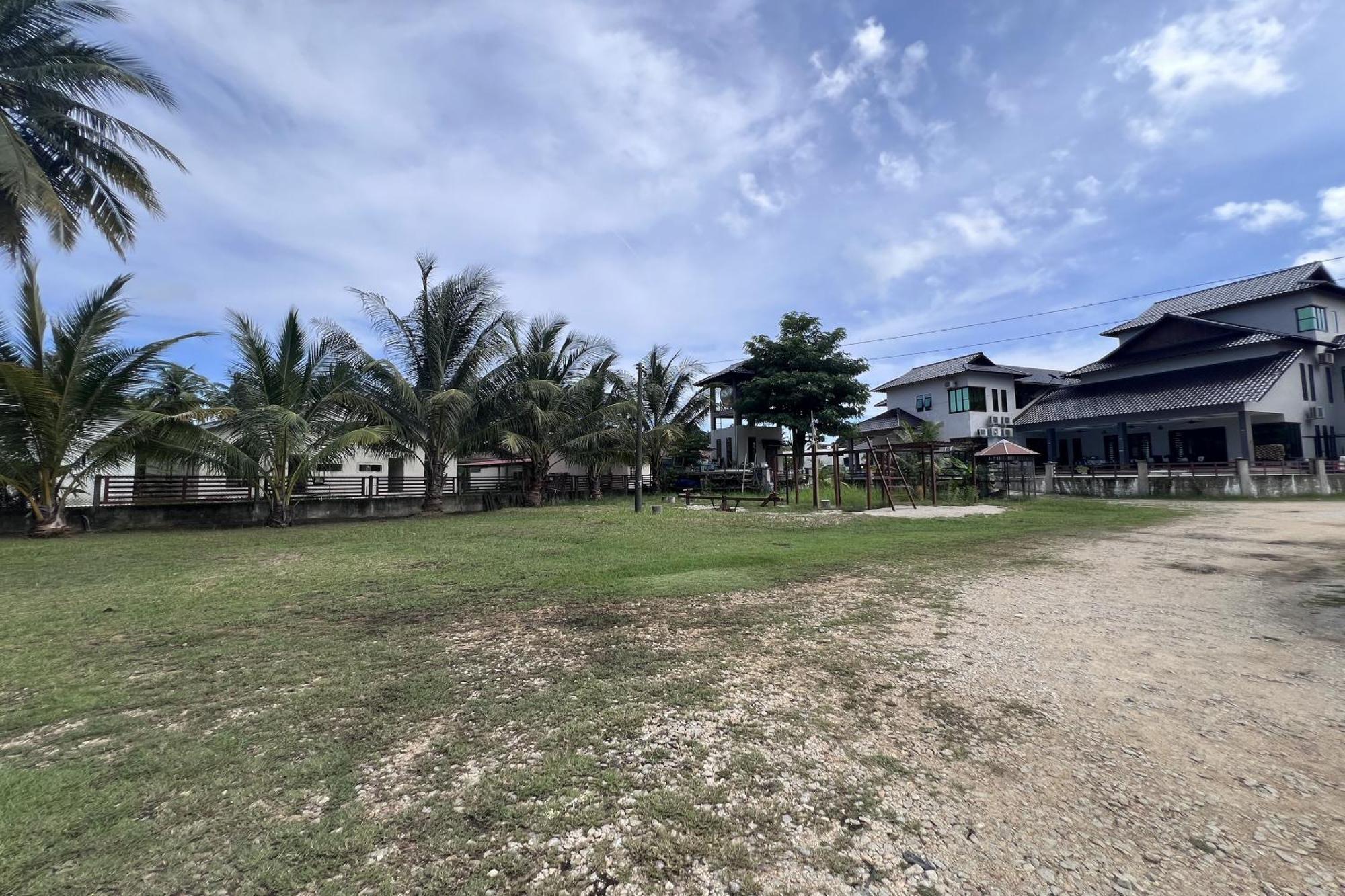 Nurbayu Chalet, Kemaman Kuantan Ngoại thất bức ảnh